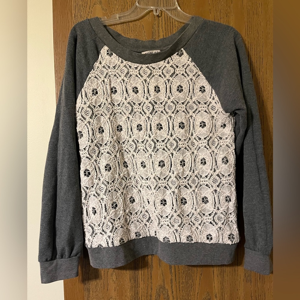 Anthropologie Sam & Lavi Gray and White Lace Women's Sweatshirt